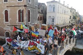 No Space For Bezos Demonstration - Venice