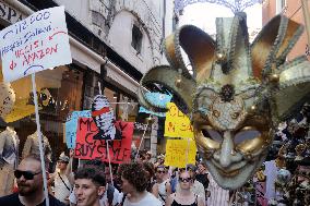 No Space For Bezos Demonstration - Venice