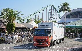 All 4 pandas at west Japan zoo depart for China