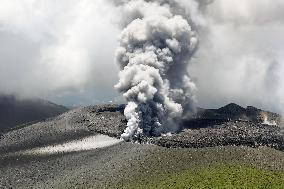 Mt. Shinmoe eruption in southwestern Japan