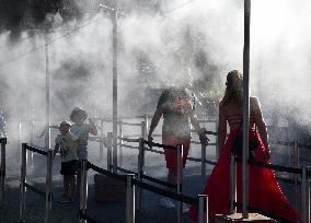 France On Heatwave Alert - Paris