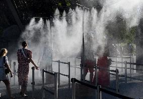 France On Heatwave Alert - Paris