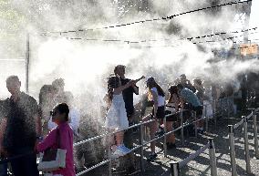 France On Heatwave Alert - Paris