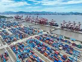 China Zhejiang Zhoushan Port Container Trade