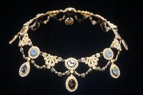 Century Treasures Art Exhibition in Hangzhou