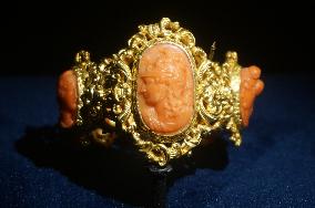 Century Treasures Art Exhibition in Hangzhou
