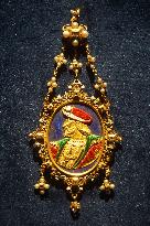 Century Treasures Art Exhibition in Hangzhou