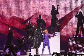 Kylie Minogue Performs At The Accor Arena - Paris