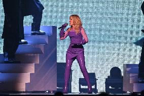Kylie Minogue Performs At The Accor Arena - Paris