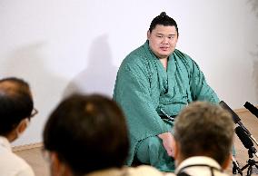 Sumo: New yokozuna Onosato