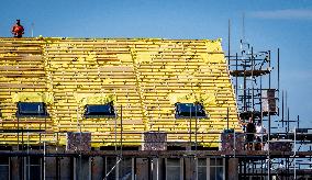 Construction Workers During The National Heat Plan - Gouda