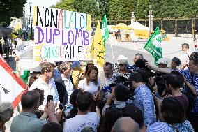 Farmers banquet against the Duplomb law - Paris