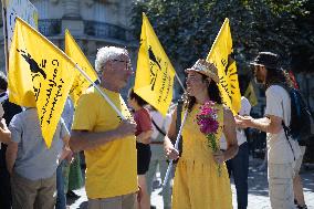 Farmers banquet against the Duplomb law - Paris