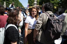 Farmers banquet against the Duplomb law - Paris