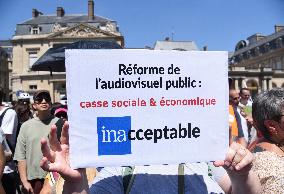 French Public Broadcasting On Strike - Paris