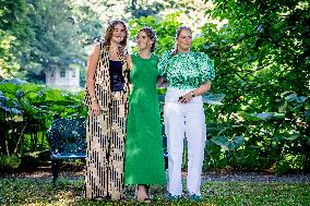 Royal Family s Traditional Photo Session - The Hague