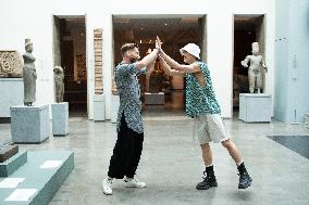 Silent Encounter Musee Guimet