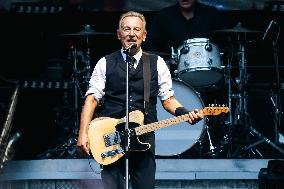Bruce Springsteen In Concert - Milan
