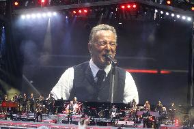 Bruce Springsteen In Concert - Milan