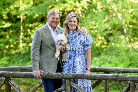 Royal Family s Traditional Photo Session - The Hague