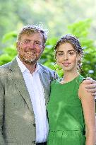 Royal Family s Traditional Photo Session - The Hague