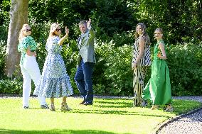 Royal Family s Traditional Photo Session - The Hague