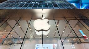 iPhone 16 Became 618 Shopping Festival Mobile Phone Champion