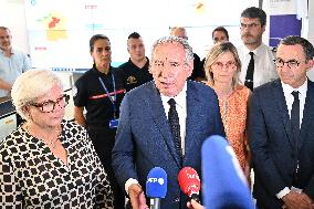 Bayrou Visits Crisis Center Amid Severe Heatwave in France - Paris