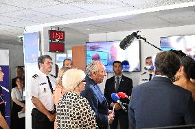 Bayrou Visits Crisis Center Amid Severe Heatwave in France - Paris