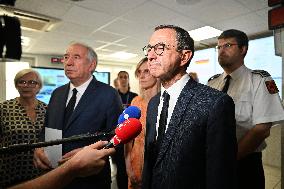 Bayrou Visits Crisis Center Amid Severe Heatwave in France - Paris