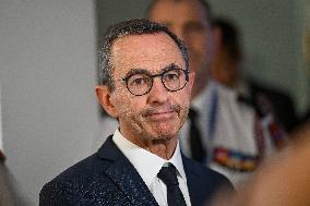 Bayrou Visits Crisis Center Amid Severe Heatwave in France - Paris