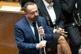 Questions to the government at the National Assembly - Paris RL