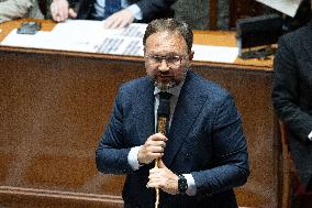 Questions to the government at the National Assembly - Paris RL