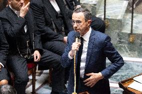 Questions to the government at the National Assembly - Paris RL