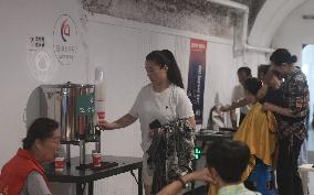 Citizens Enjoy Coolness in The Air-raid Shelter in Hangzhou
