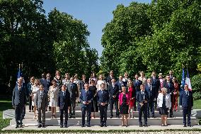 President Macron And Government Members Family Picture - Paris
