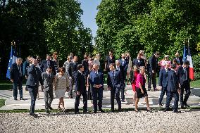President Macron And Government Members Family Picture - Paris