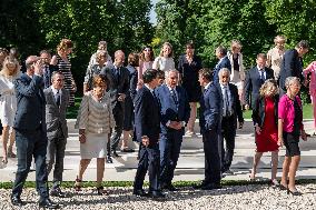 President Macron And Government Members Family Picture - Paris