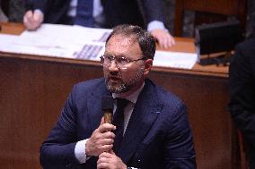 Question Session To The Government - Paris