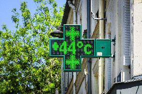 Illustration - Heatwave - Paris