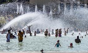 Illustration - Canicule - Paris