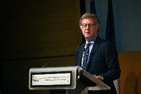 Signing of the Charter of Commitment by Companies Mobilised for Child Protection in Paris FA