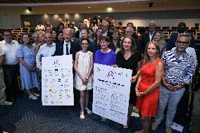Signing of the Charter of Commitment by Companies Mobilised for Child Protection in Paris FA