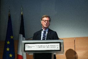Signing of the Charter of Commitment by Companies Mobilised for Child Protection in Paris FA