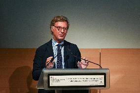 Signing of the Charter of Commitment by Companies Mobilised for Child Protection in Paris FA