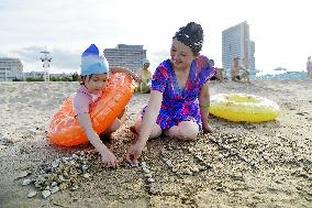 CORRECTED: New beachside resort in N. Korea