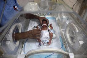 Premature Baby Treated at Al-Aqsa Hospital