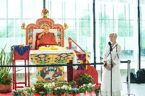 Dalai LamaÂ´s throne