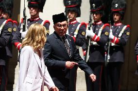 Meloni and Anwar Bin Ibrahim Meet in Rome - Italy