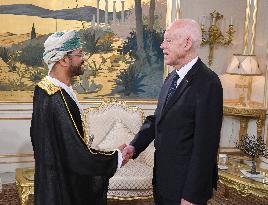 Tunisian President Meets Omani FM - Tunis